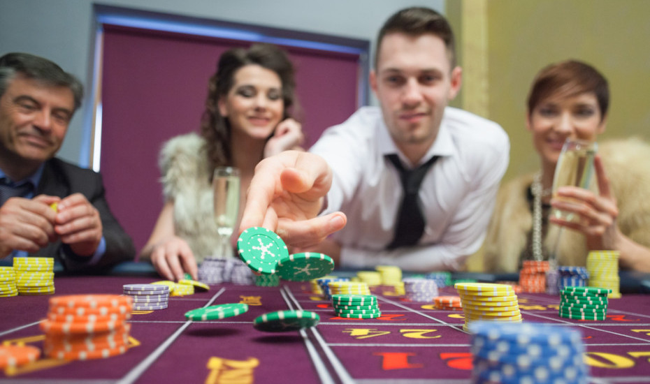 online-gambling-930x620