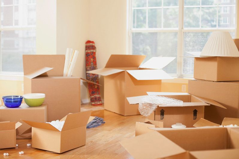 moving-house-packing-boxes-small
