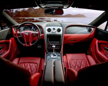 How to Travel Luxury on a Budget