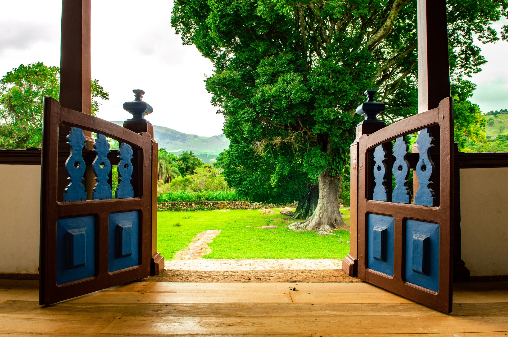 How to design your backyard into a relaxing space