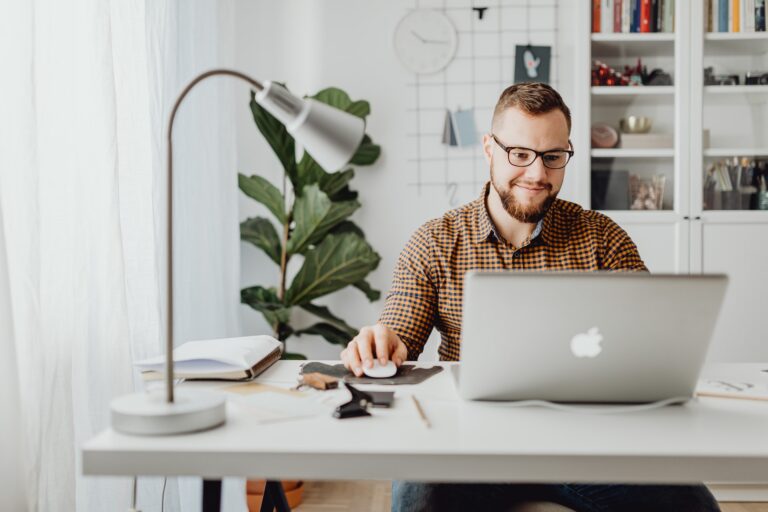 3 Things Small Businesses Need to Know About Filing Taxes