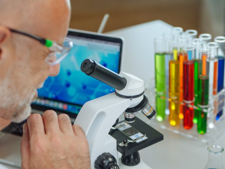 4 Benefits of DNA Testing
