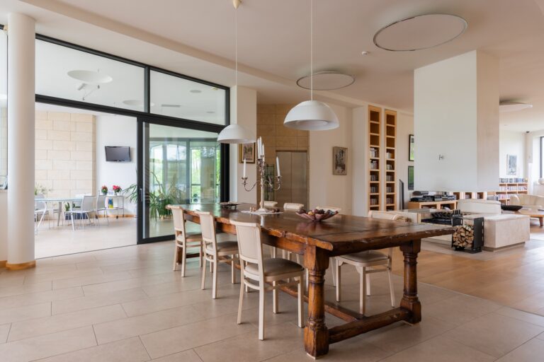 6 tips for selling a home for the first time