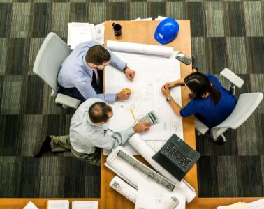 How to effectively run construction management projects