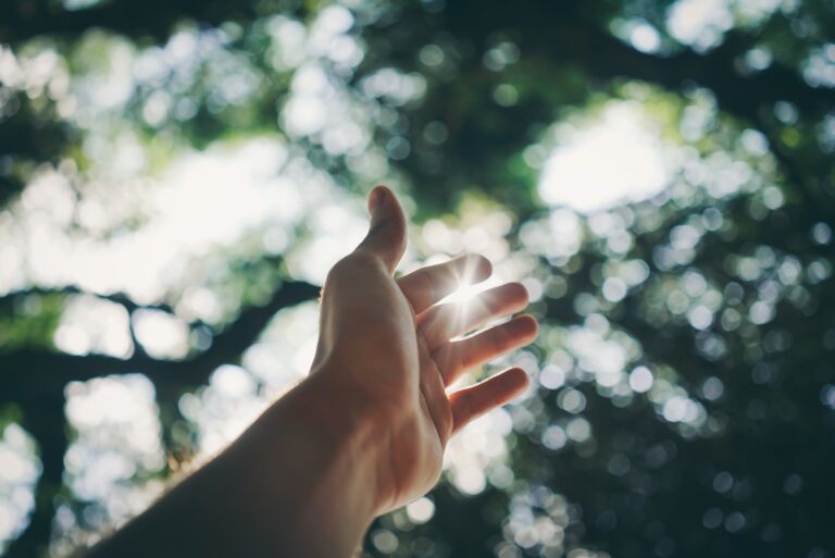 4 Benefits of Installing a Sunlight in Your House