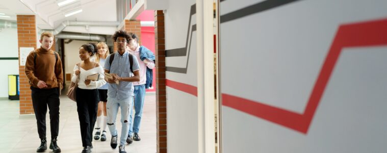 6 Low-Cost Ideas for Field Trips for High School Students