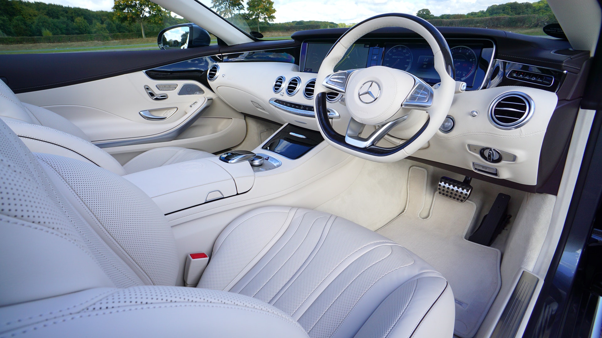 4 Tips for Saving Up Money Before Buying a New Car