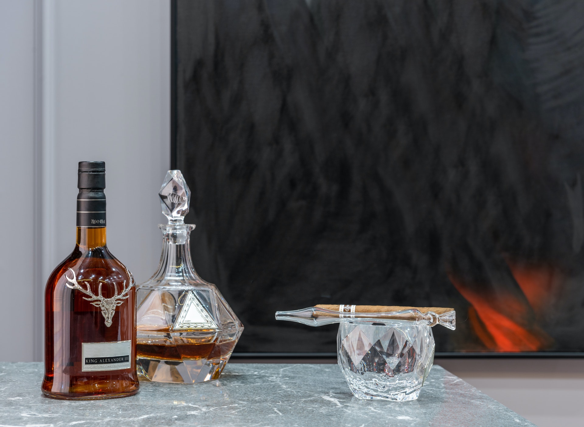 A Pairing Guide for Drinks and Cigars