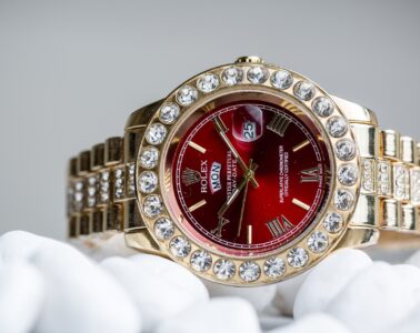 THINGS TO REMEMBER WHEN SELLING A ROLEX WATCH: