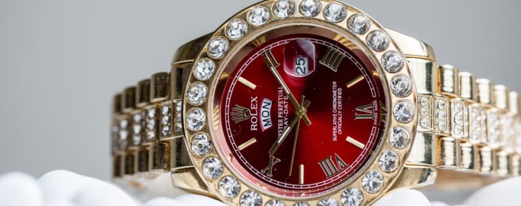 THINGS TO REMEMBER WHEN SELLING A ROLEX WATCH: