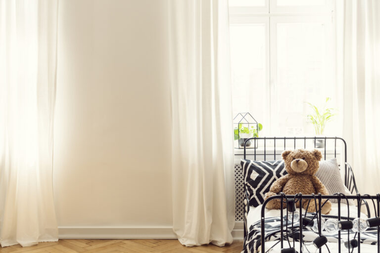 4 Cost-Effective Ways to Redecorate Your House on a Budget