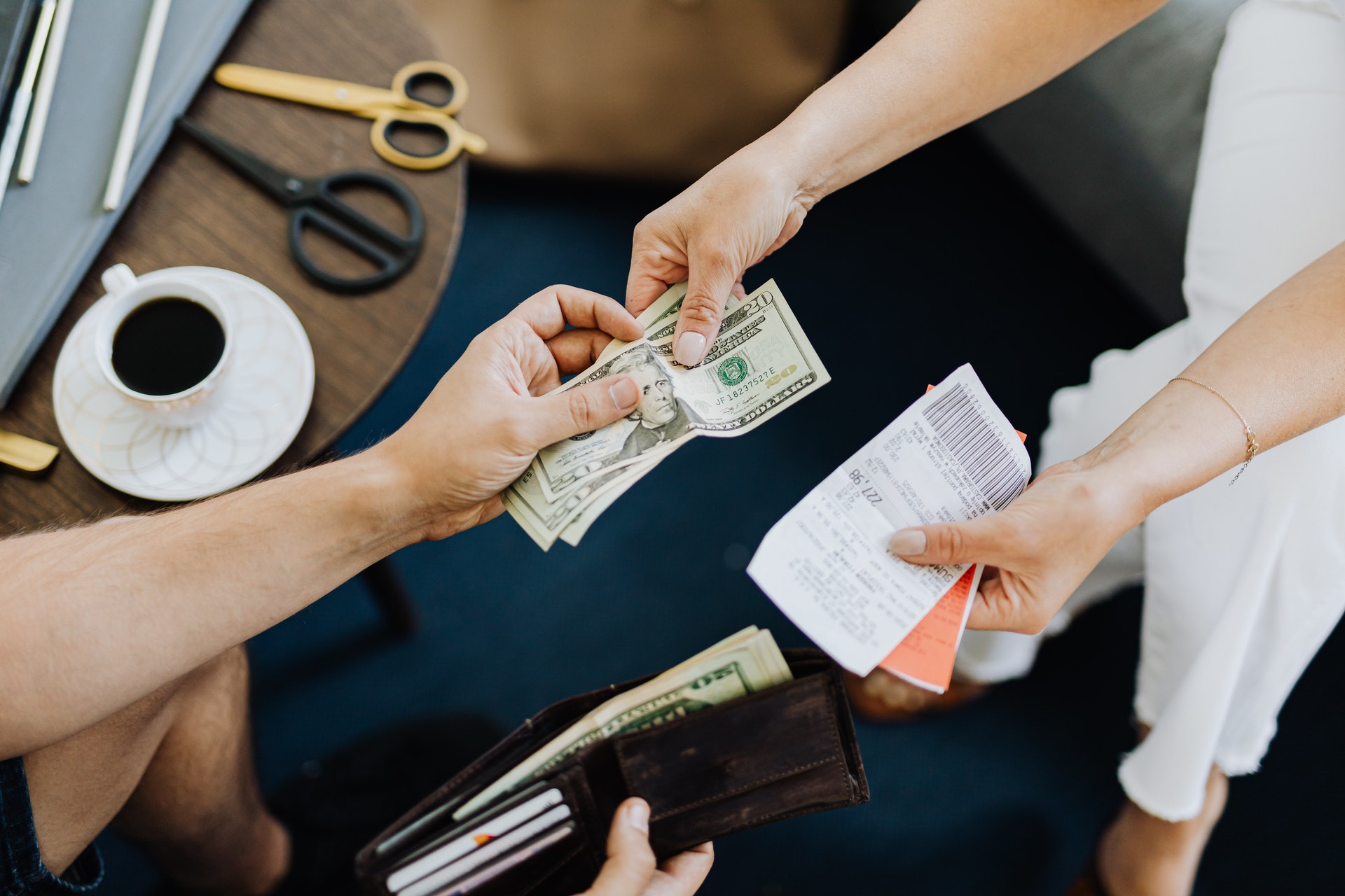 8 Easy Tips and Tricks to Raise a Low Credit Score