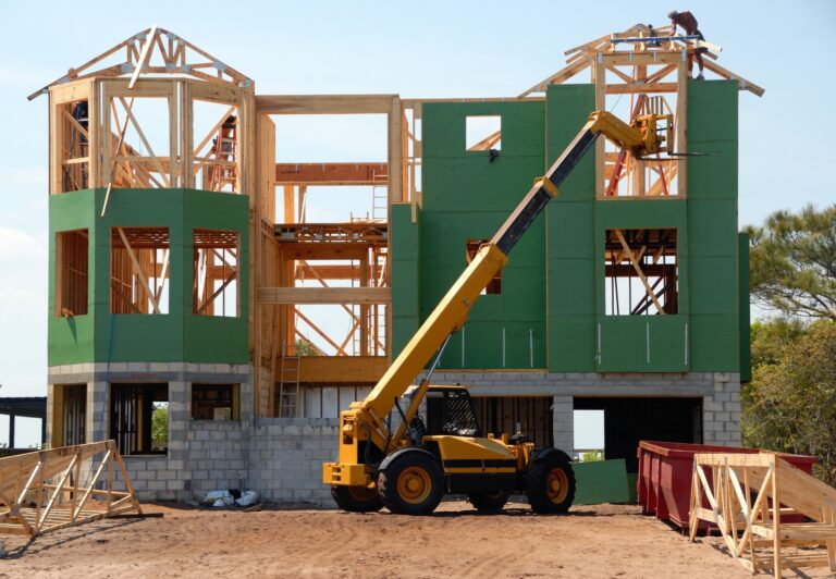6 Expert Ways to Save Money During the Construction Process