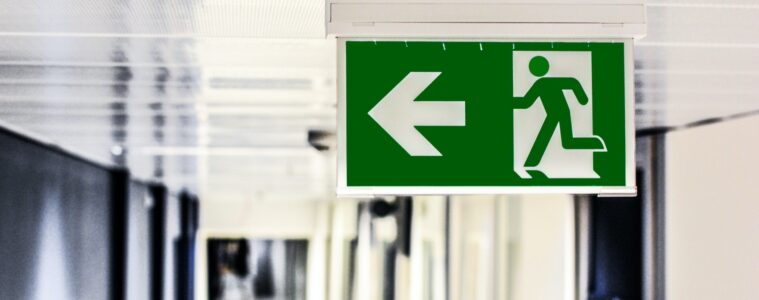3 Expert Tips for Designing Freestanding Corporate Signage