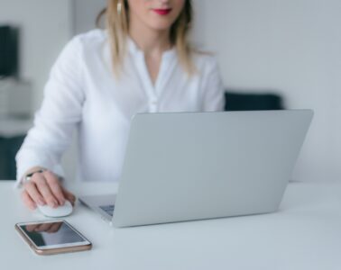 4 Vital Reasons Why Companies Need Touchscreen Technology