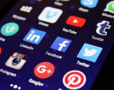 8 Important Reasons Every Business Needs to Use Social Media