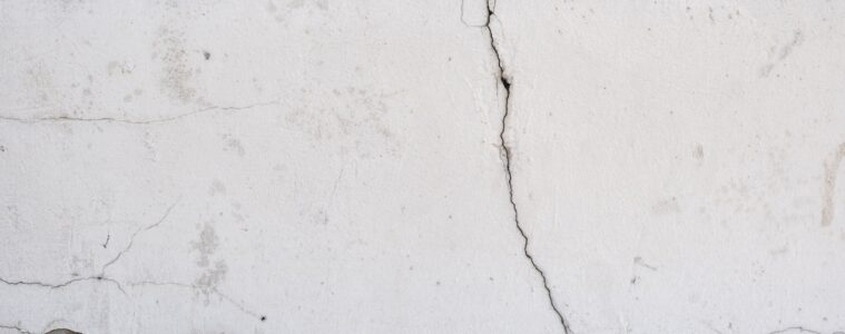 6 Building Signs You Need to Consult With a Structural Engineer