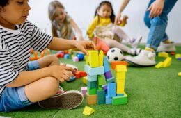5 Cost-Effective Tips for Buying New Toys for Kids