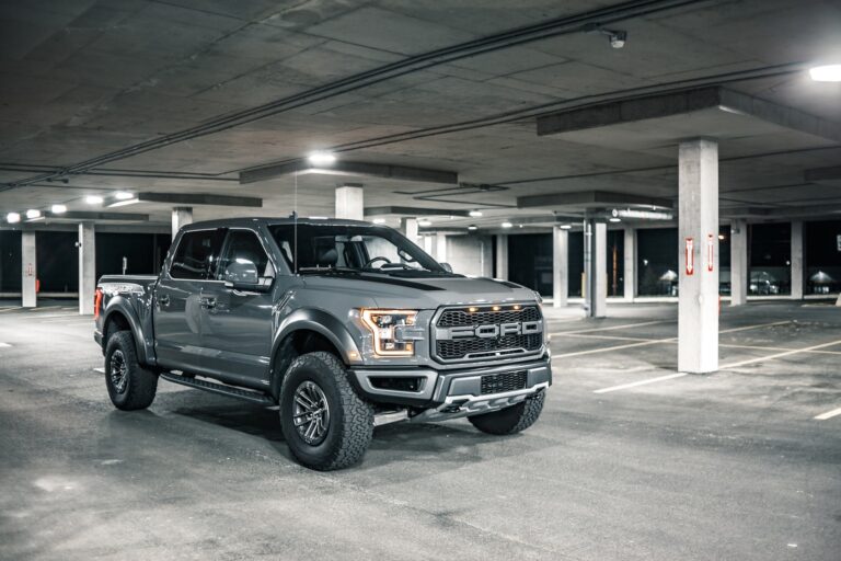 3 Common Problems Asphalt Parking Lots Face in the Summer