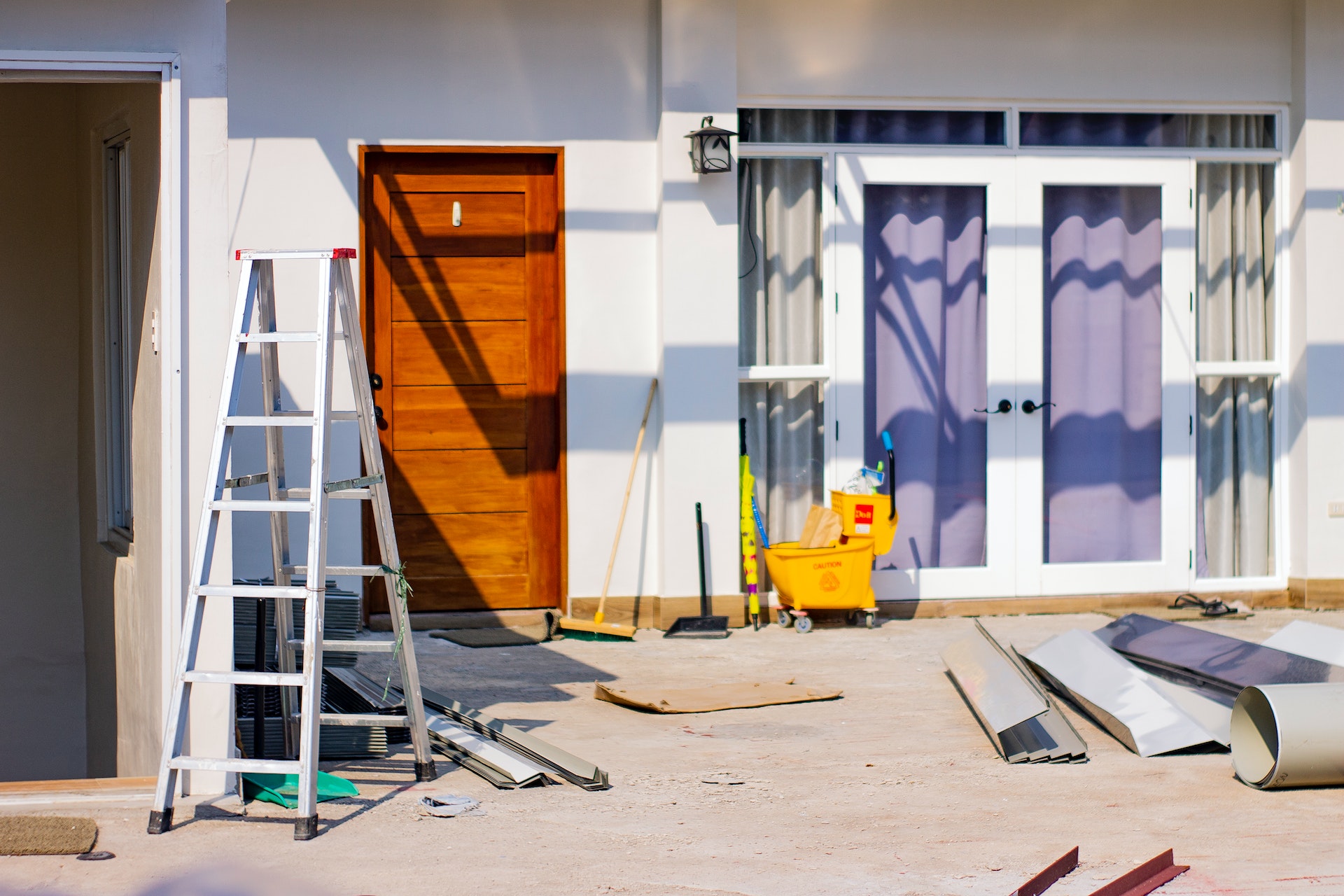 5 Affordable Ways to Make Remodeling a House Less Stressful