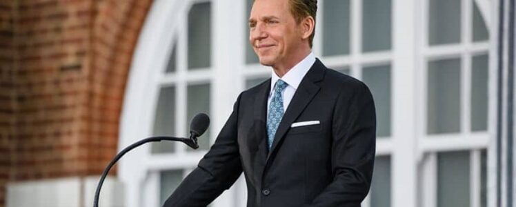 david miscavige net worth