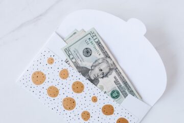 cash wedding gift calculator