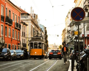 tram 28 lisbon
