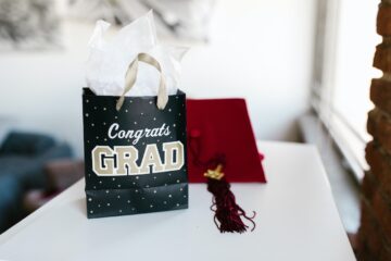 graduation money gift ideas