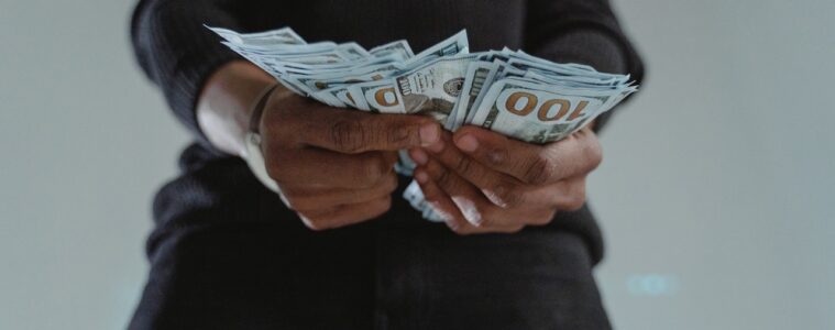 how much is 4 figures