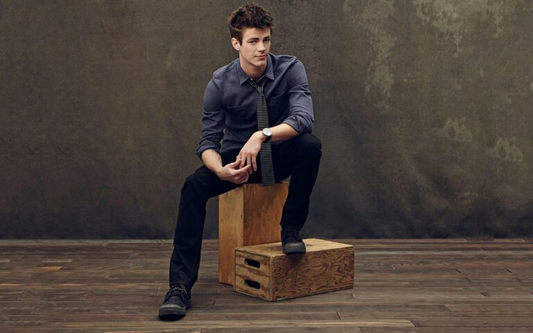 grant gustin net worth