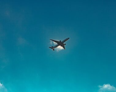 how long is the flight from new york to london