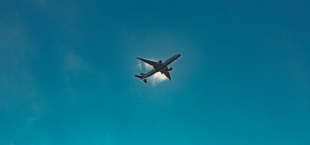 how long is the flight from new york to london