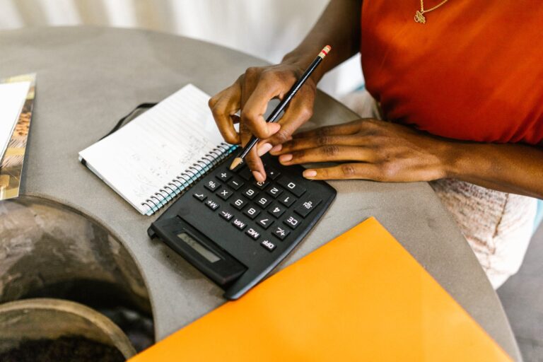 Financial Planning 101: 8 Tips for Beginners