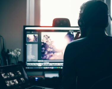 No More Illusions: Women's Path to Realistic Online Images