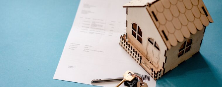 Smart Strategies for Investing in Luxury Homes: A Guide to Maximizing Your Returns